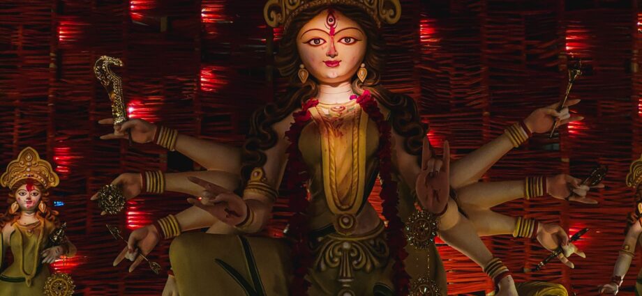 Durga Pujas vegetarian debate